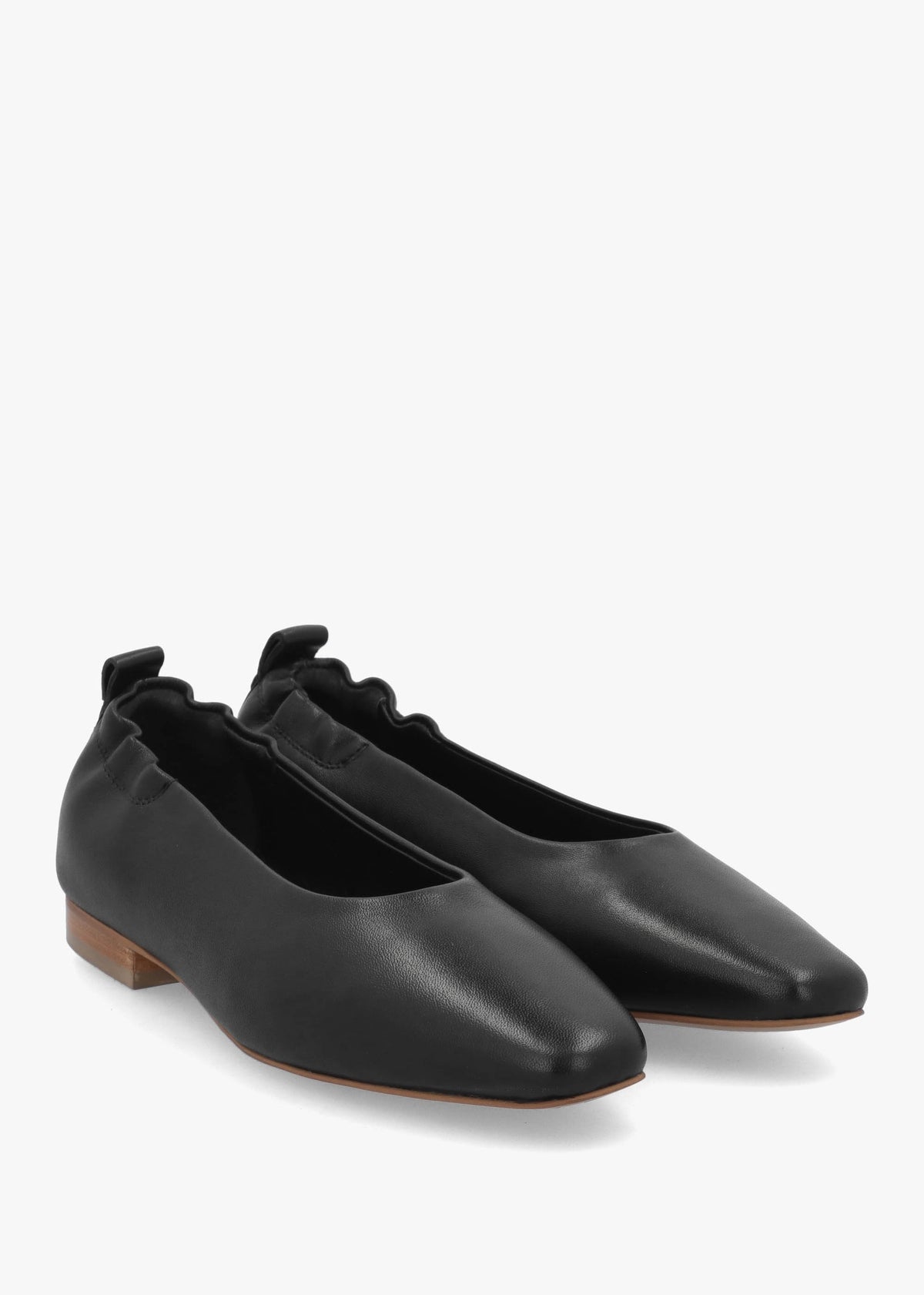Elm Grove Black Leather Ballet Pumps