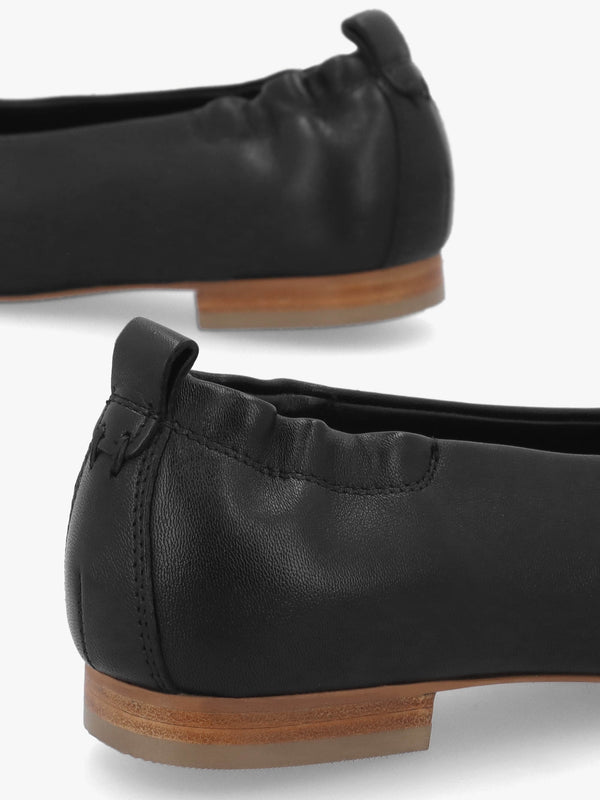Elm Grove Black Leather Ballet Pumps