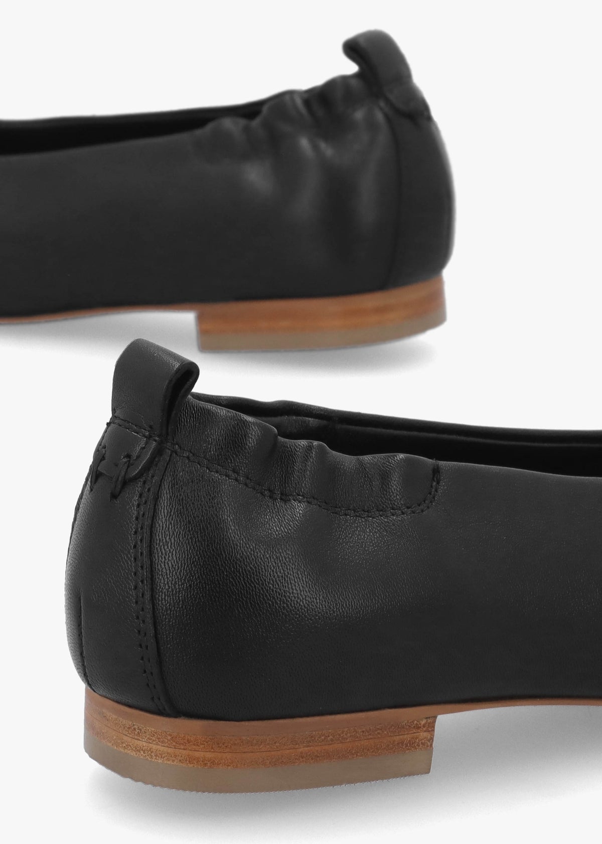 Elm Grove Black Leather Ballet Pumps