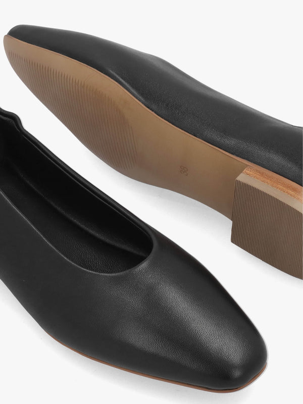 Elm Grove Black Leather Ballet Pumps