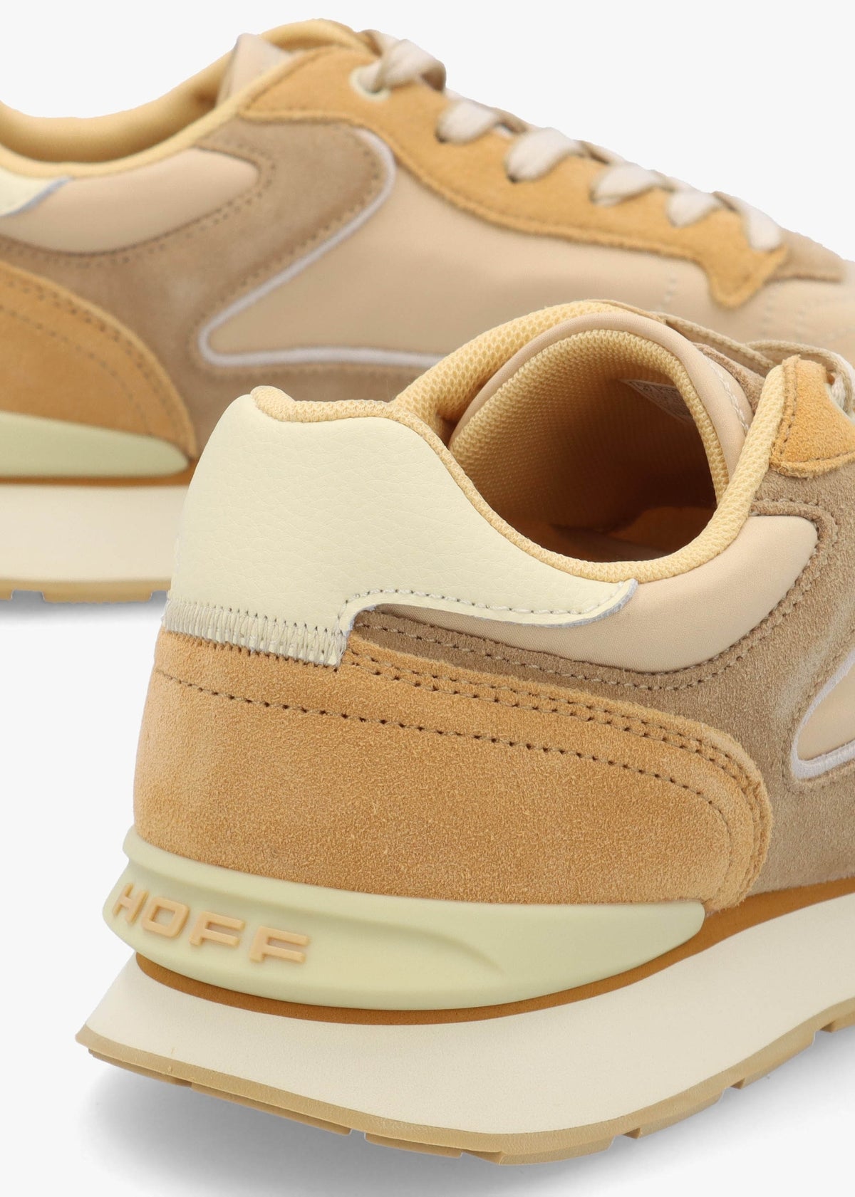 Men's City Camel Trainers