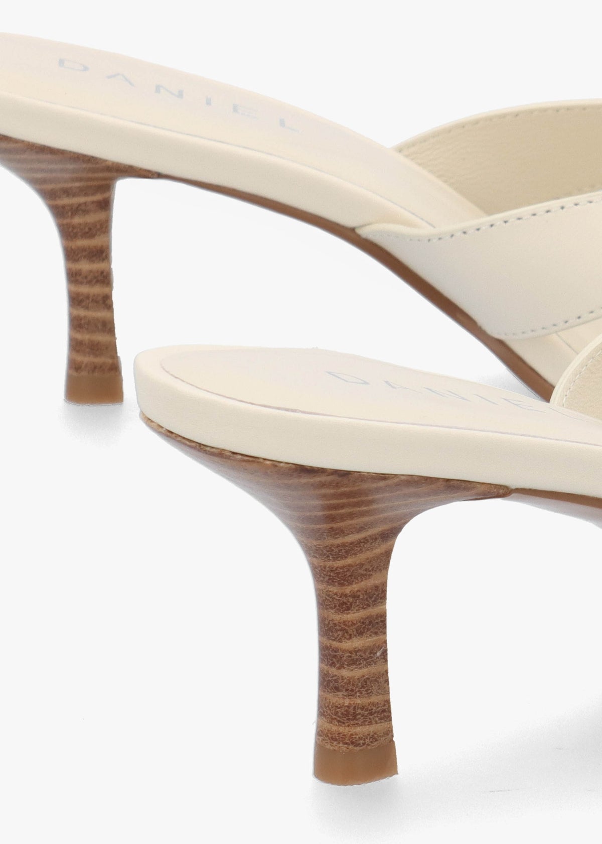 Sule Cream Leather Mid Heel Mules
