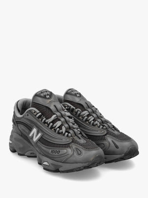 Women’s 1000 Black Trainers