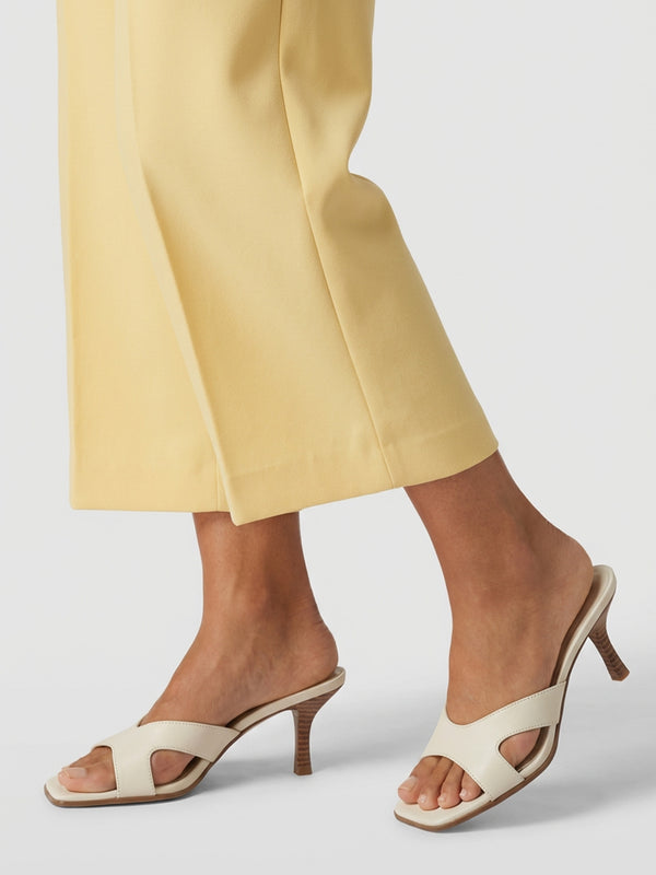 Sule Cream Leather Mid Heel Mules