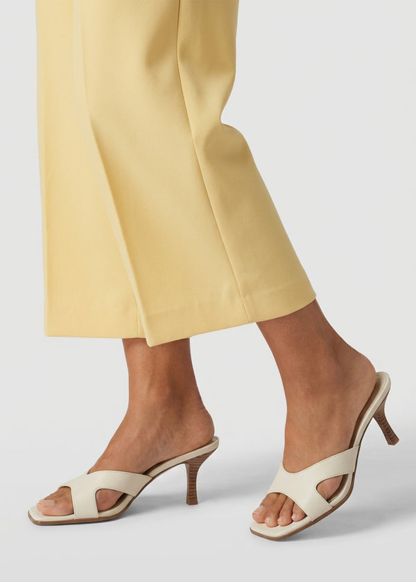 Sule Cream Leather Mid Heel Mules