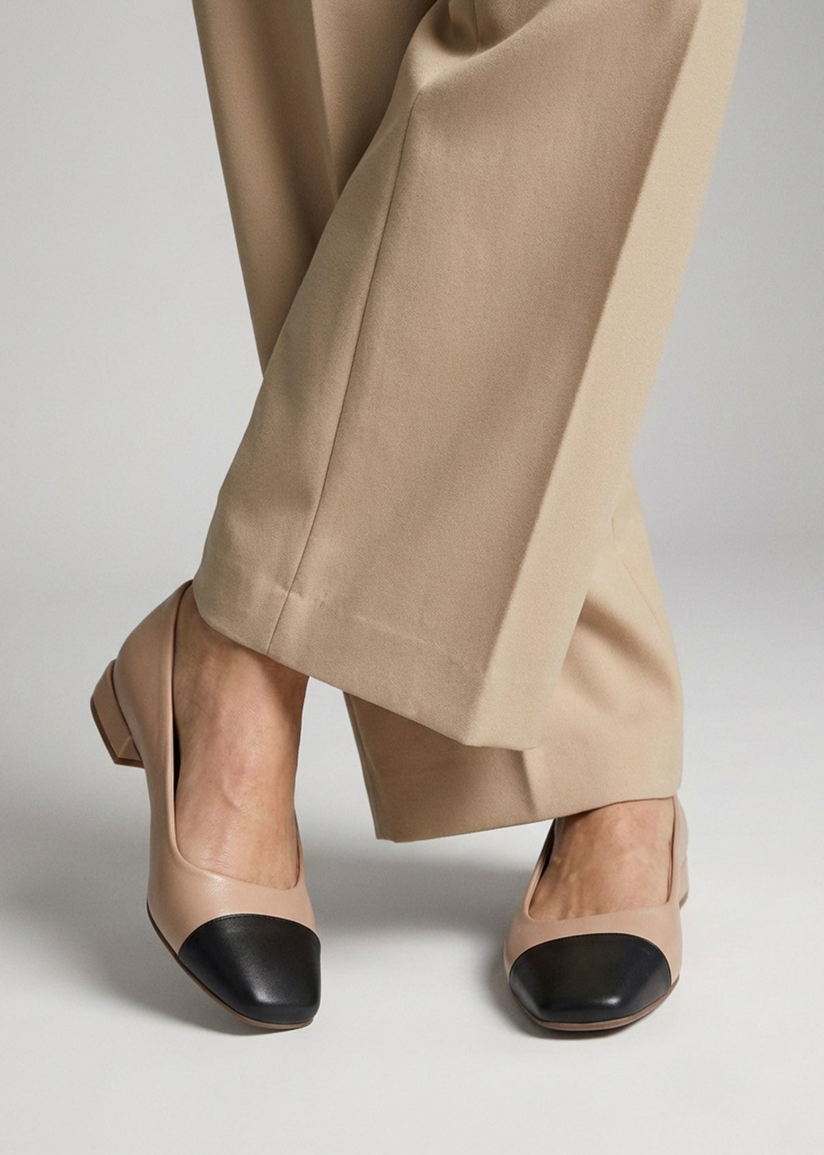 Saria Nude Leather Toe Cap Pumps