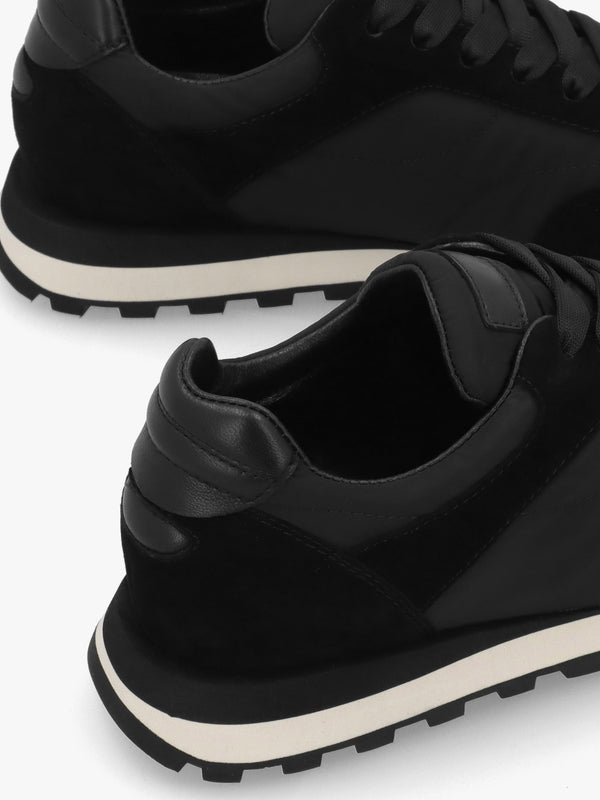 Abel Black Runner Trainers