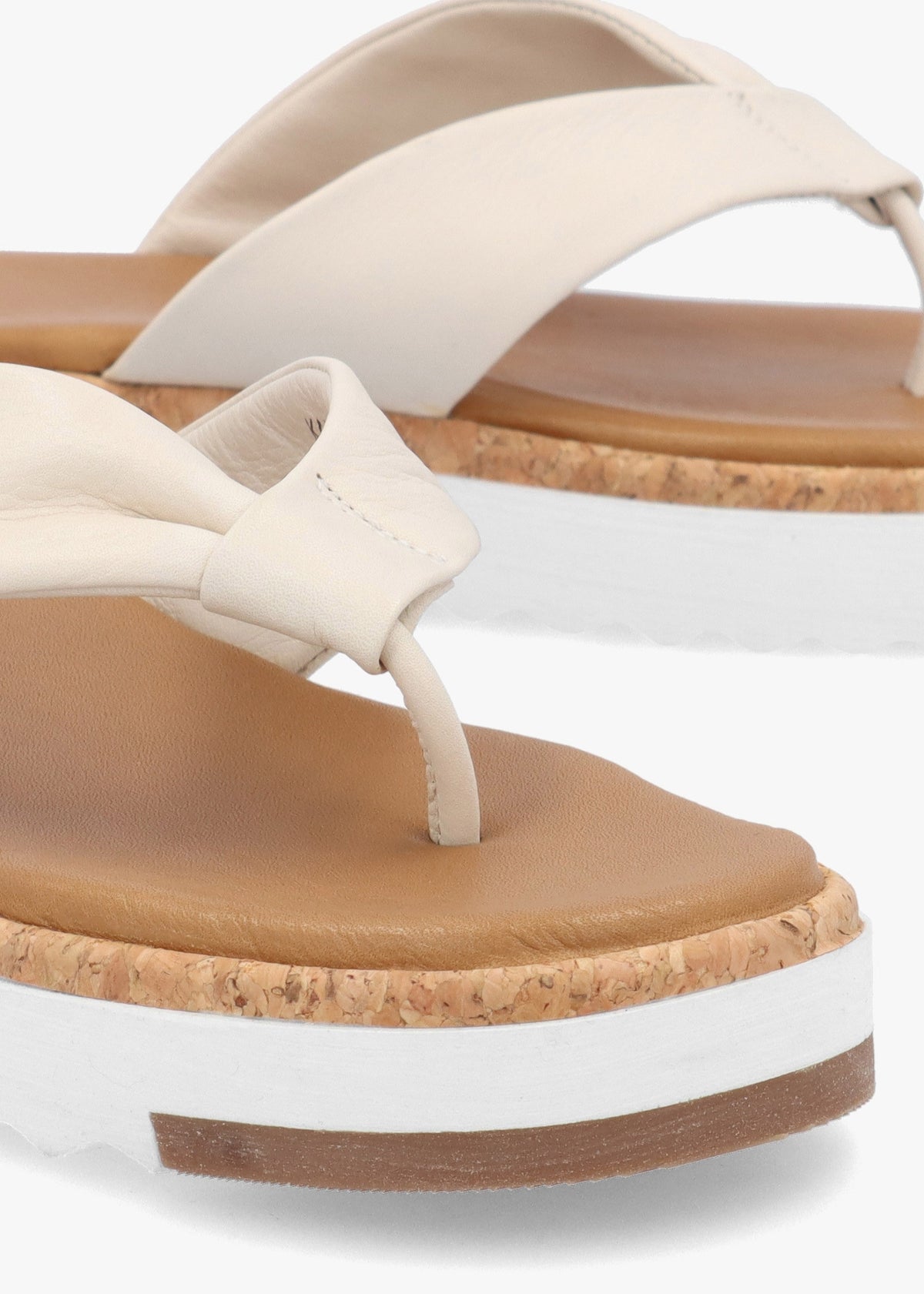 Kadence Off White Leather Toe Post Sandals