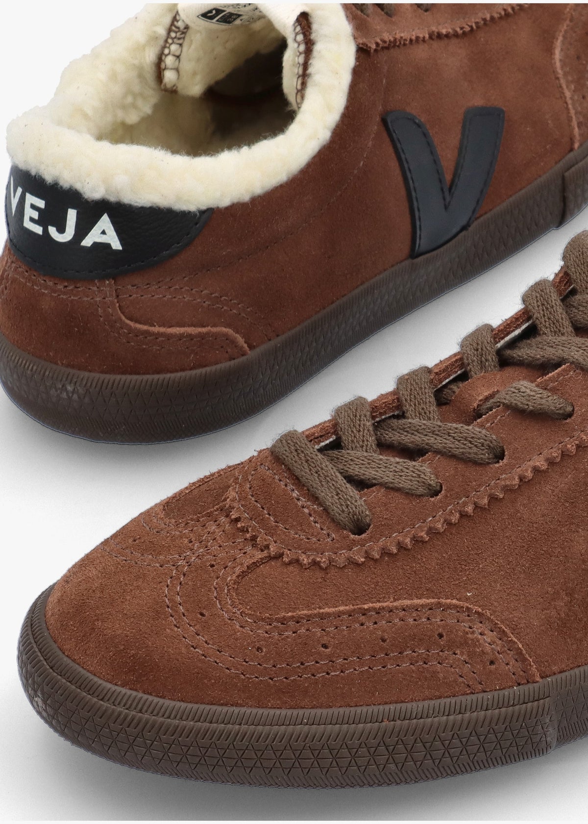 Women's Volley Fured Walnut Black Eagle Trainers