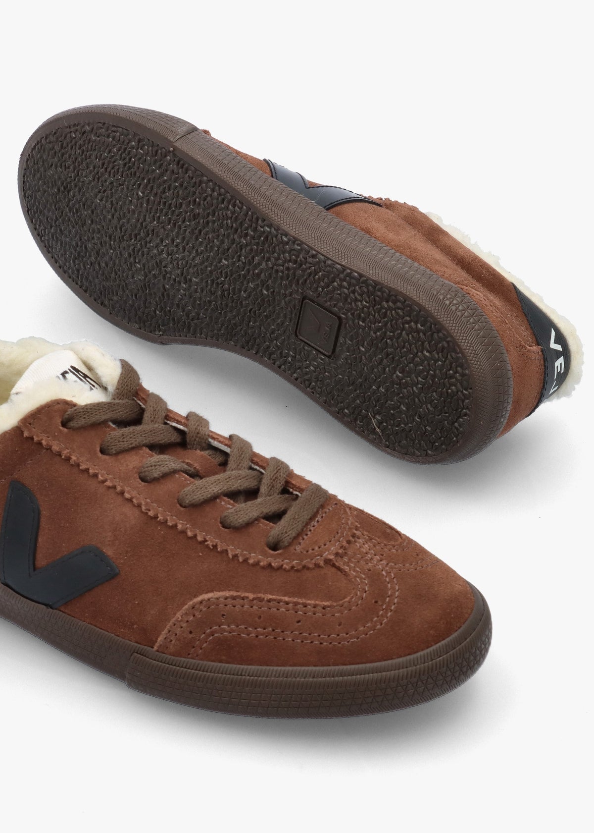 Women's Volley Fured Walnut Black Eagle Trainers