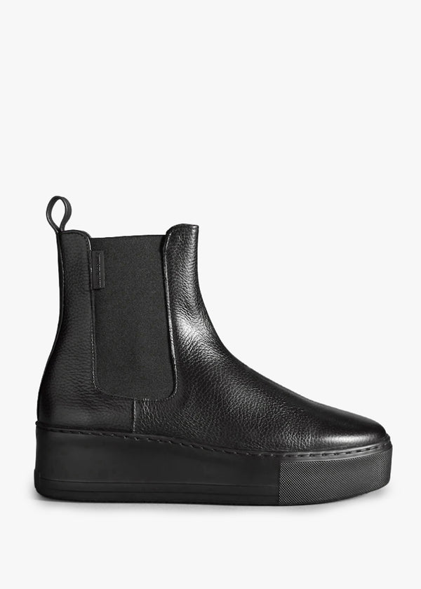 Parkway Black Leather Chelsea Boots