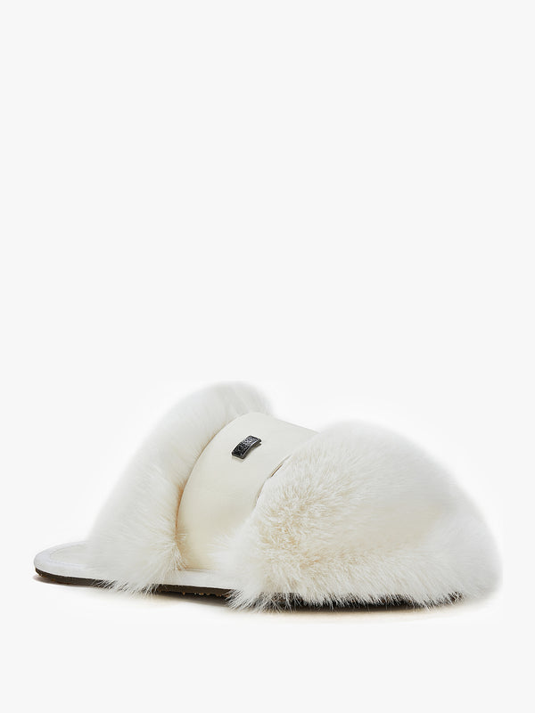Muchas Luxe White Faux Fur Slippers