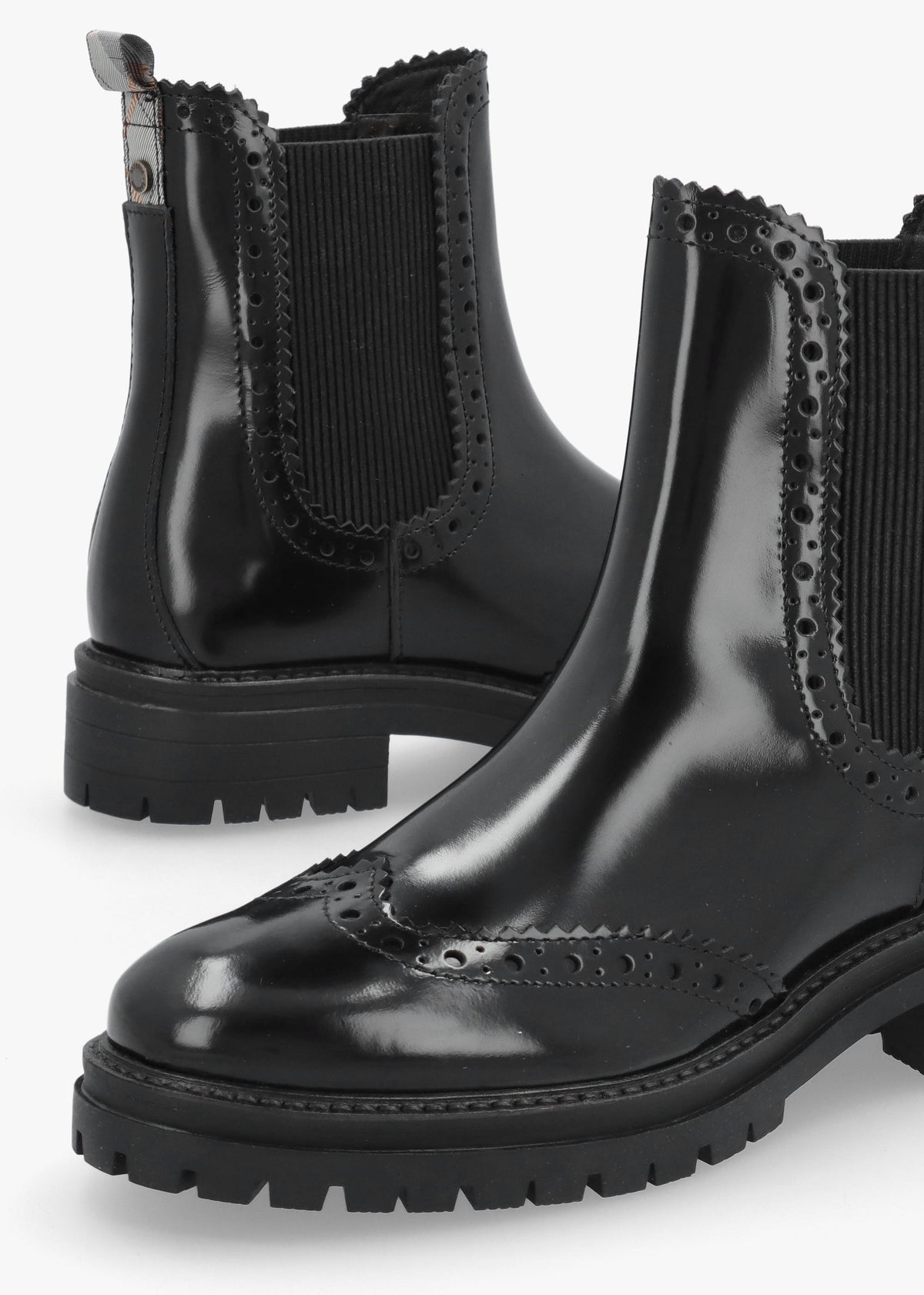 Fawne Black Leather Chelsea Boots