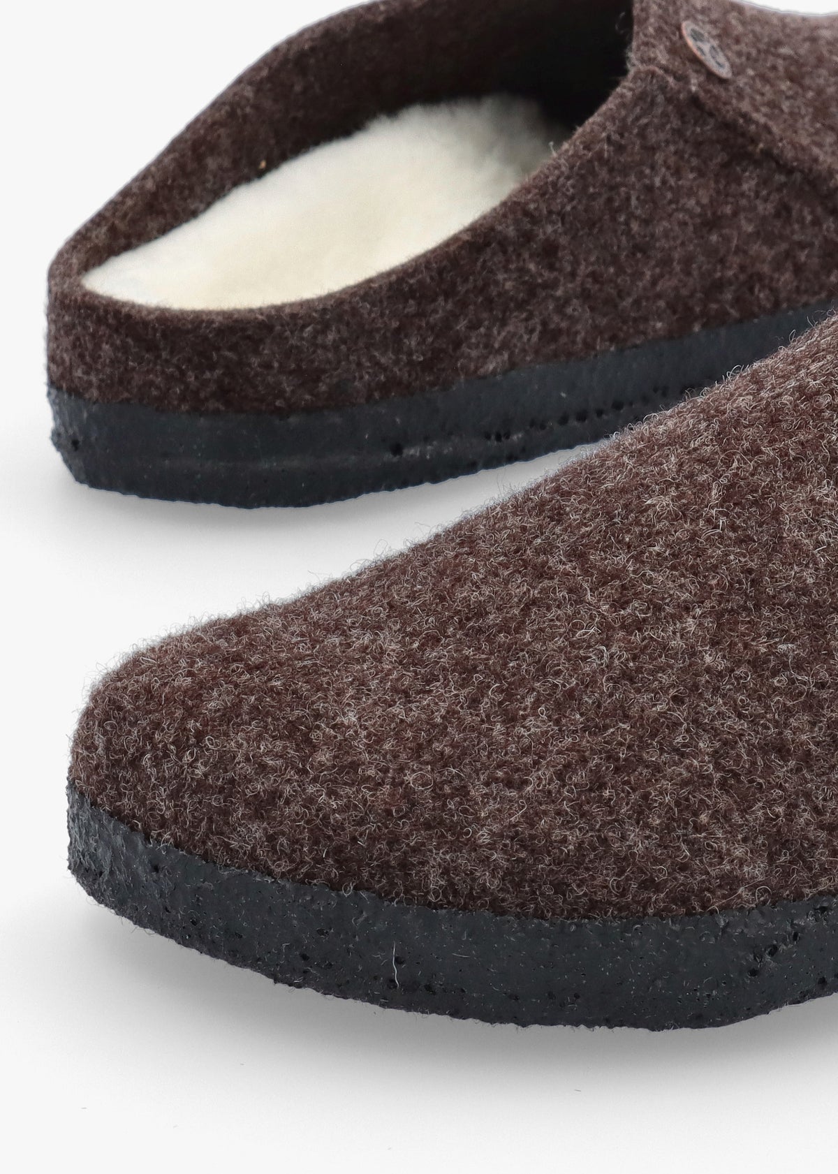 Women’s Zermatt Rivet Shearling Mocha Slippers