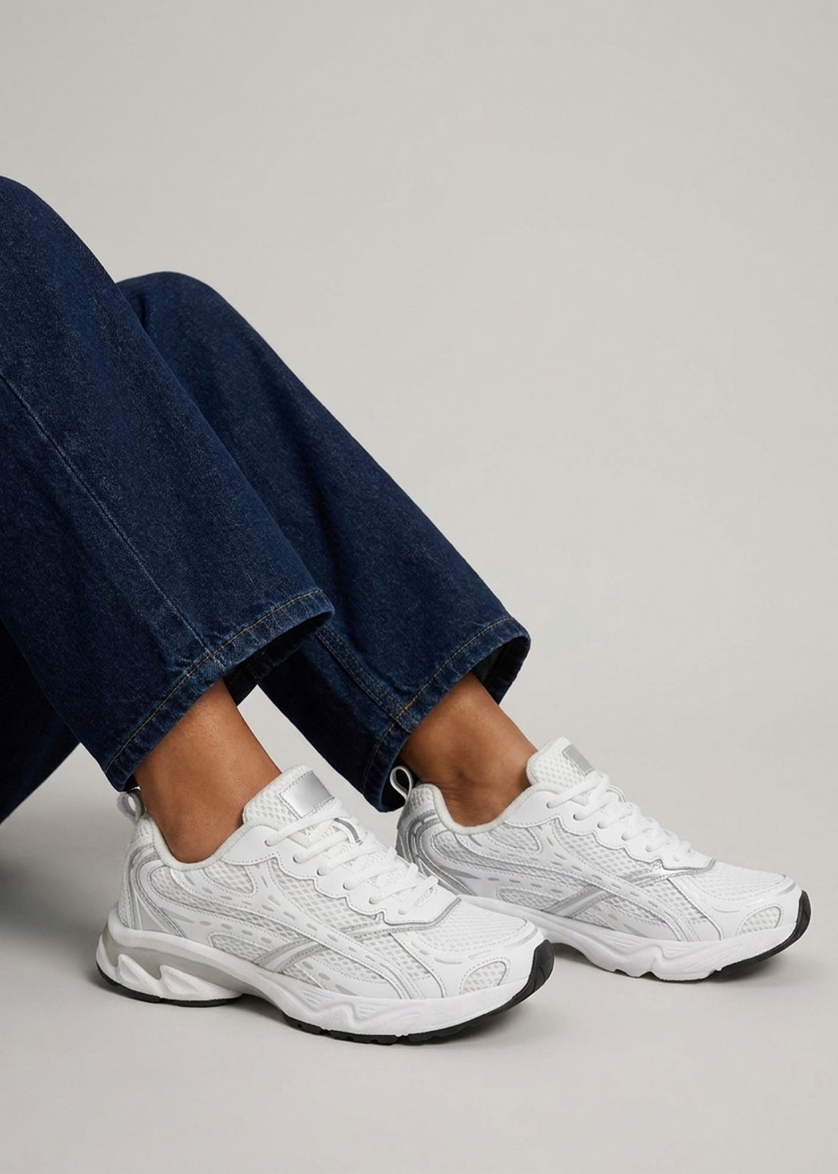 Daniel Admire White Sporty Lace Up Trainers
