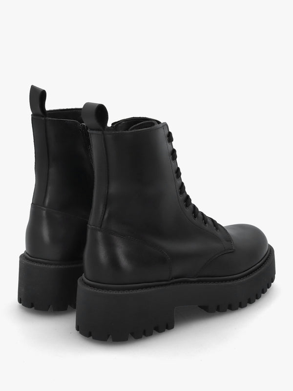 Daniel Black Leather Lace Up Chunky Ankle Boots