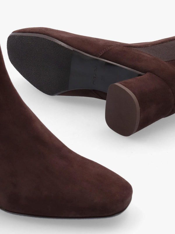 Daniel Marea Brown Suede Chelsea Boots