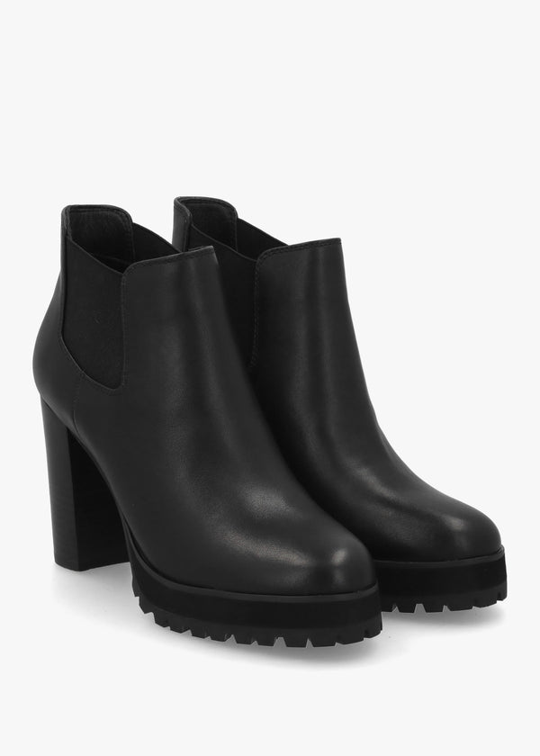 DANIEL Shlock Black Leather Low Cut Platform Block Heel Ankle Boots