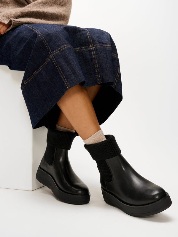 FitFlop GEN-FF Roam Black Leather Knitted Collar Chelsea Boots