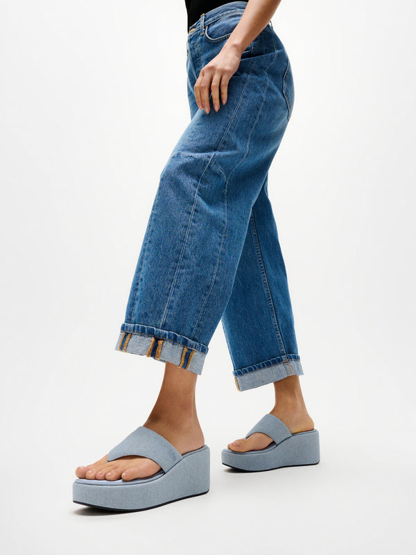 FitFlop Platform Light Denim Toe Post Wedge Sandals