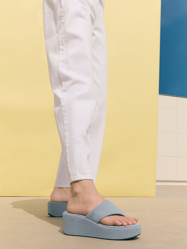 FitFlop Platform Light Denim Toe Post Wedge Sandals