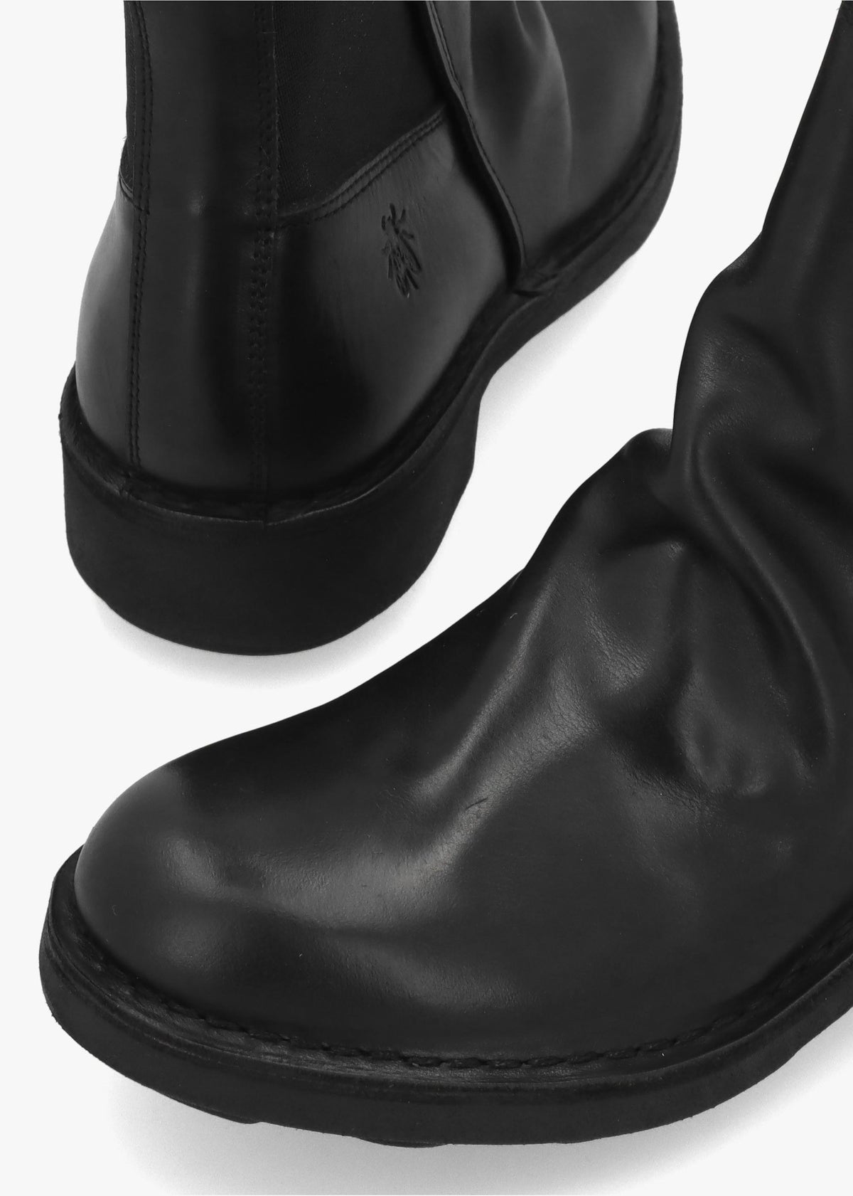 Noux Black Leather Chelsea Boots