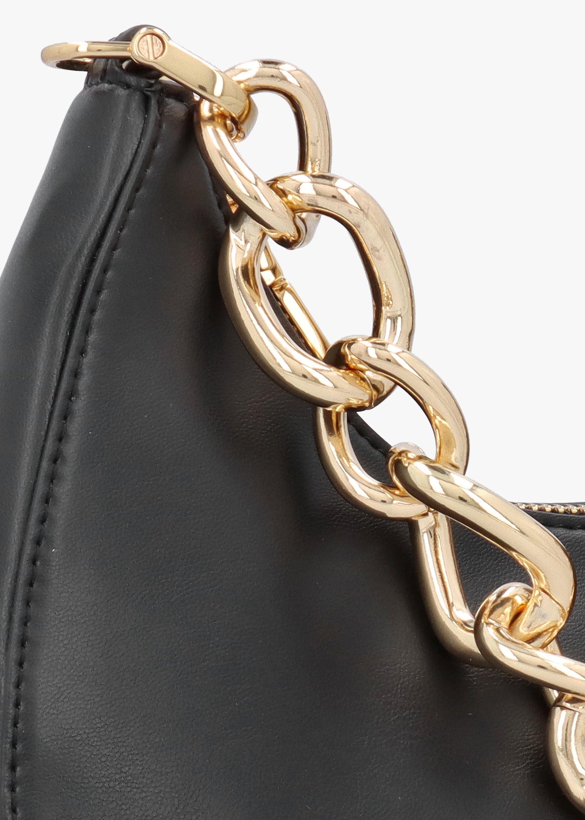 Black Leather Chunky Chain Shoulder Bag