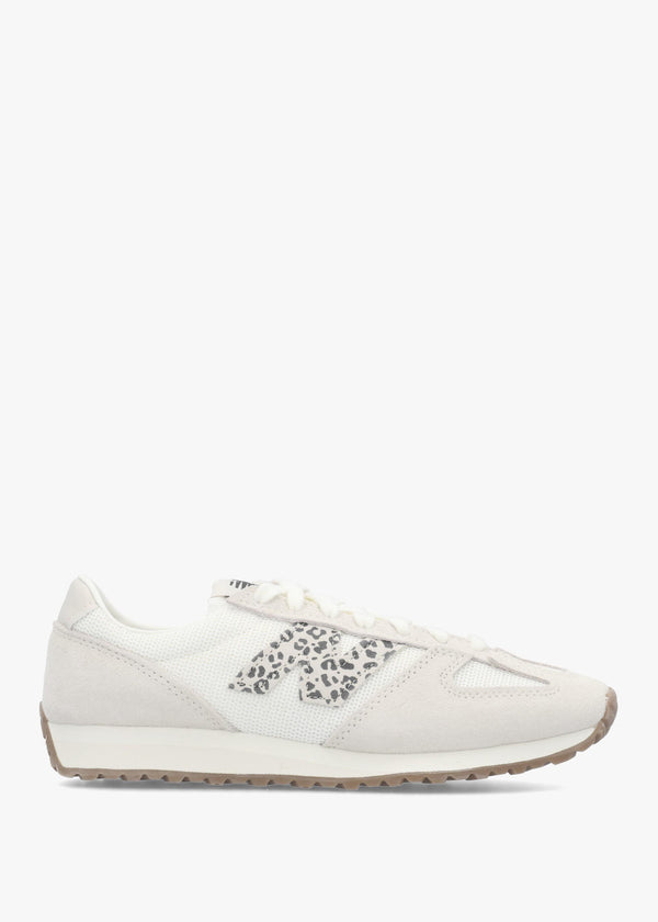 New Balance Women's 471 Sea Salt Phantom Trainers