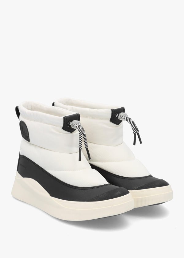 Sorel Women’s Out N About™ IV Puffy Insulate Waterproof White Boots