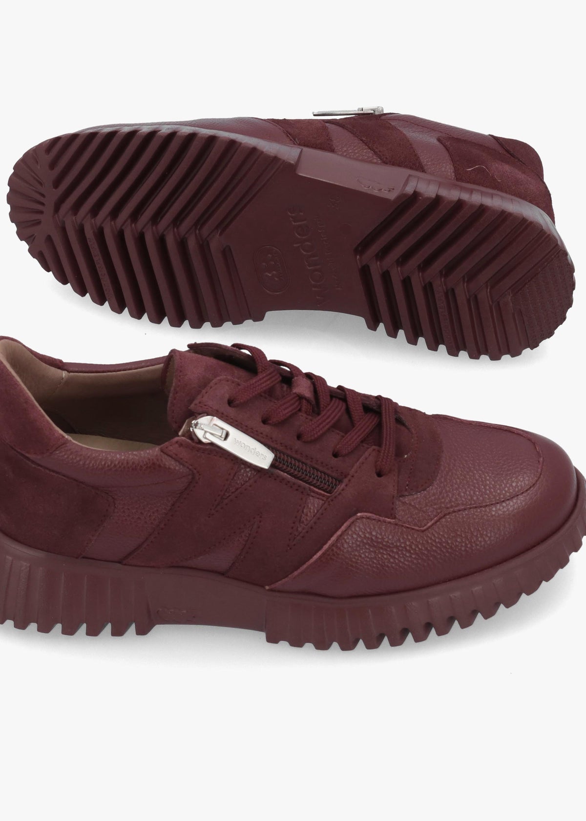 A-4424 Vino Leather Chunky Low Wedge Trainers
