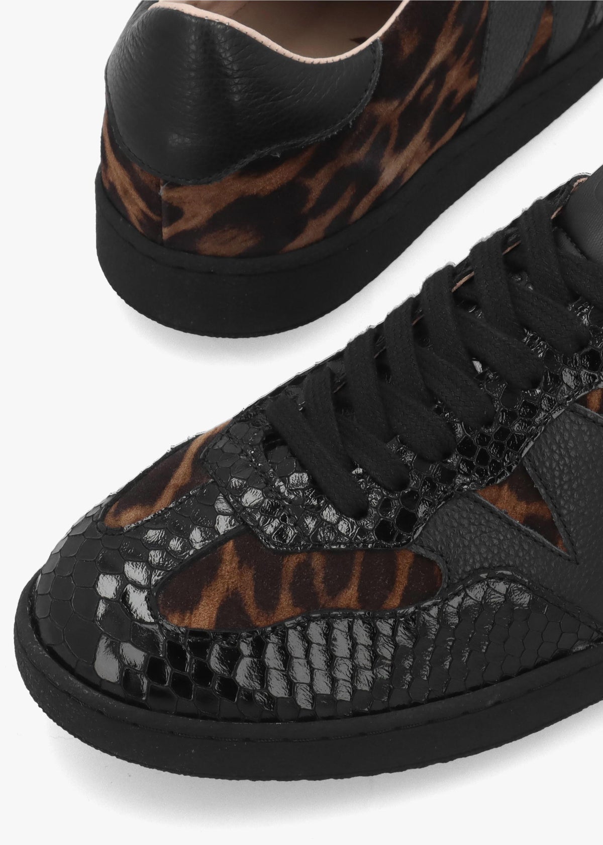 Wonders Nubia 10 Animal Print Low Profile Trainers