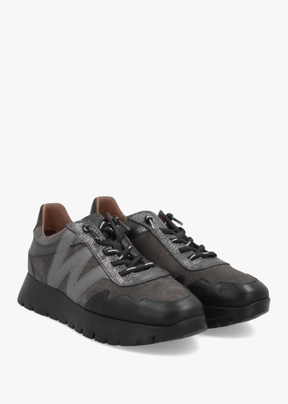 Odisei 110 Black Grey Metallic Leather & Suede Trainers