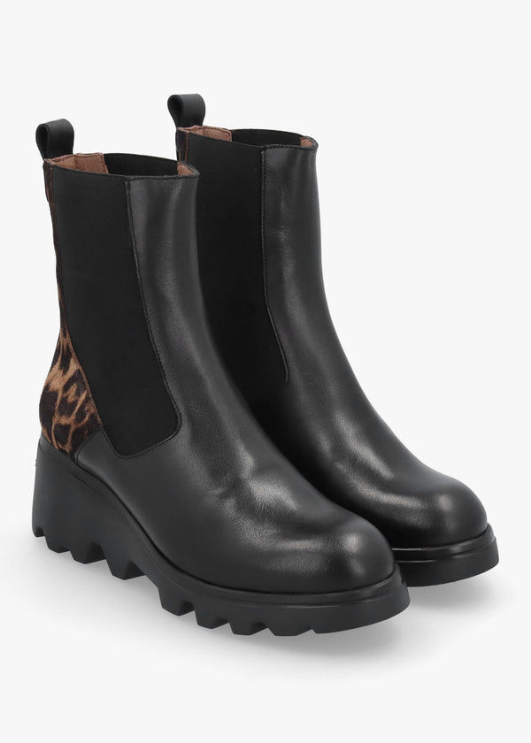 G-7032 Black Leather Wedge Ankle Boots