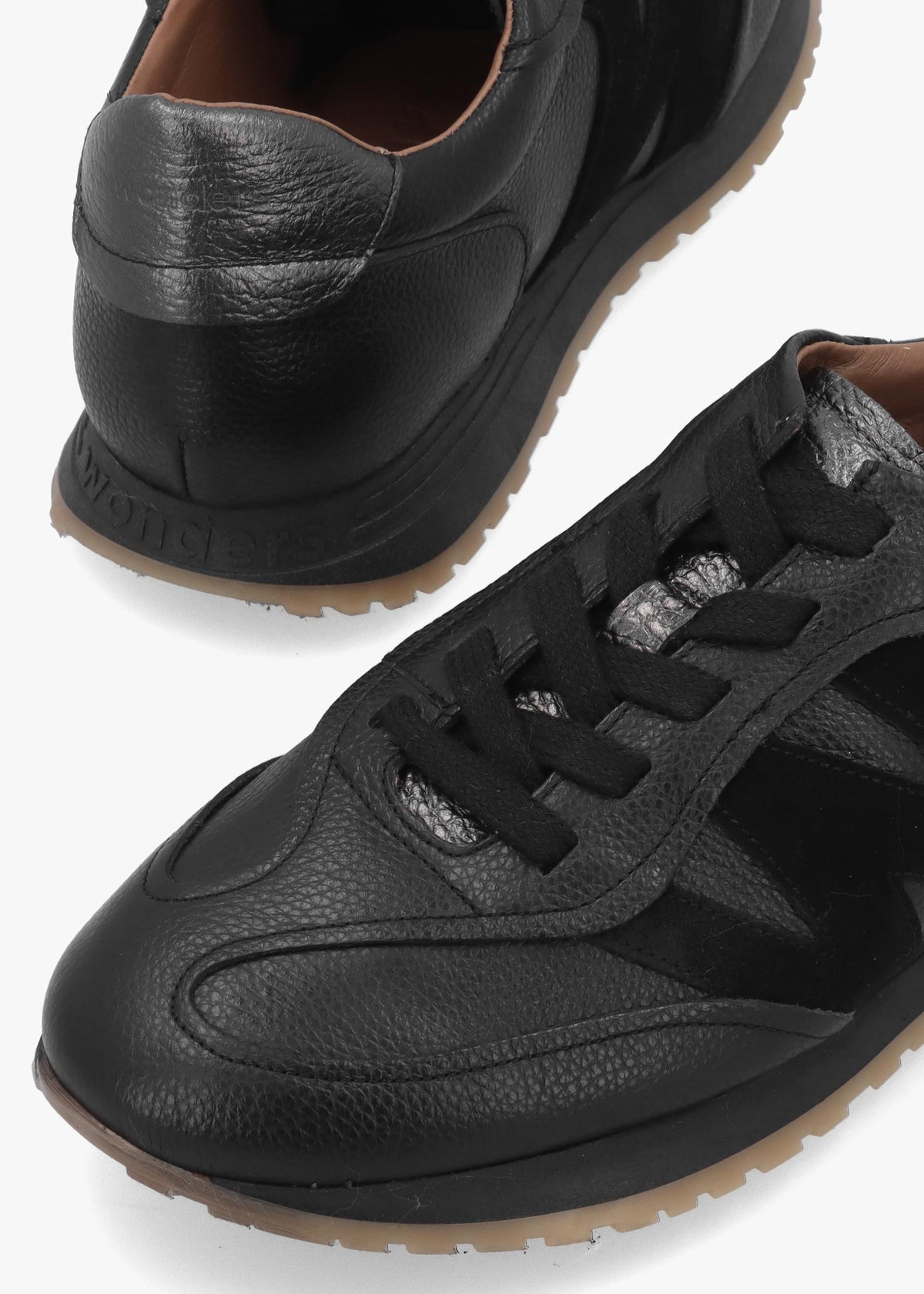 A-4811 Black Leather Sporty Trainers