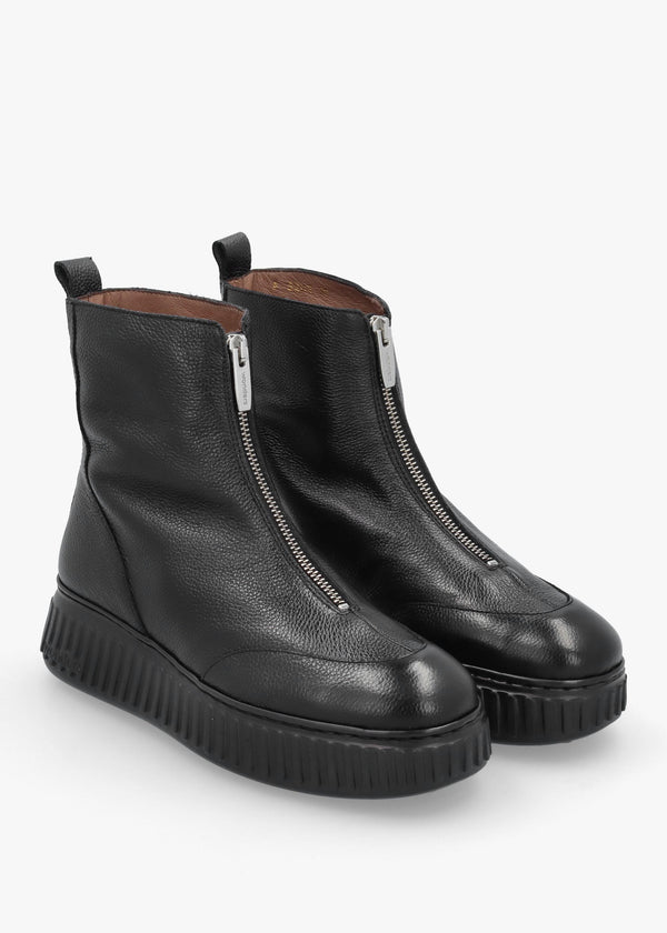 A-5202 Black Leather Front Zip Ankle Boots