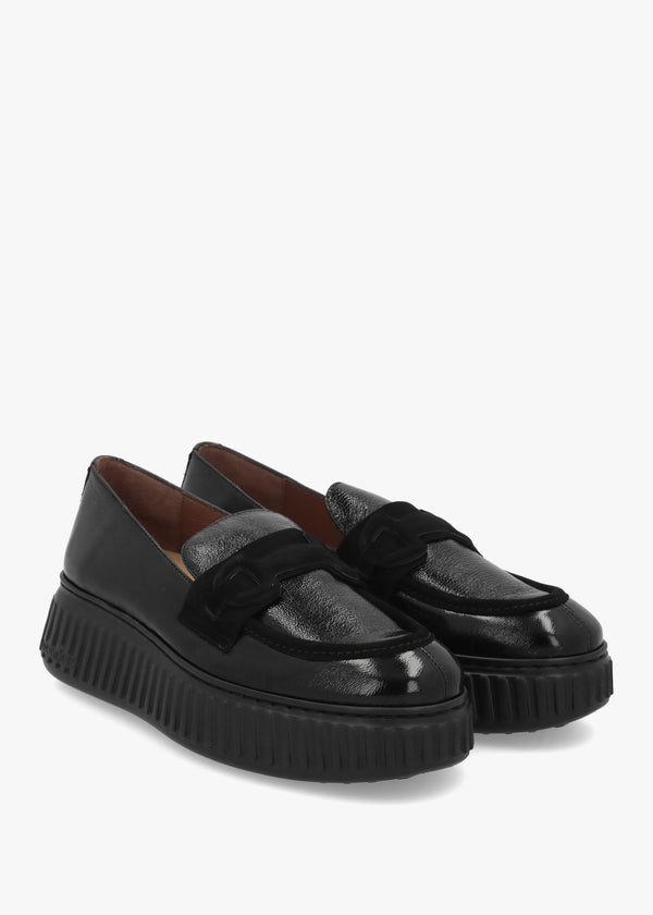 A-5203 Black Leather Loafers