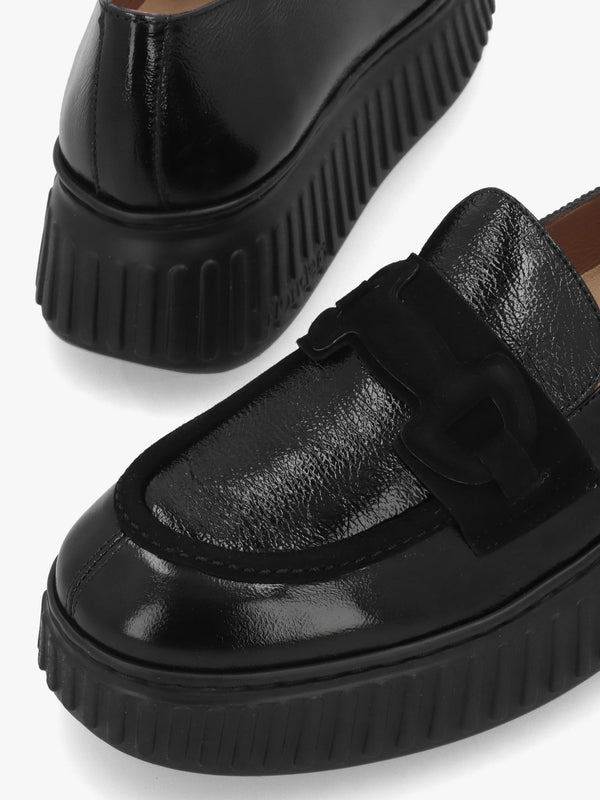 A-5203 Black Leather Loafers