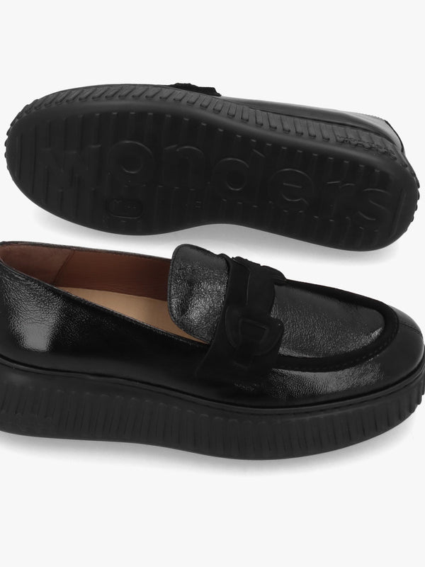 A-5203 Black Leather Loafers